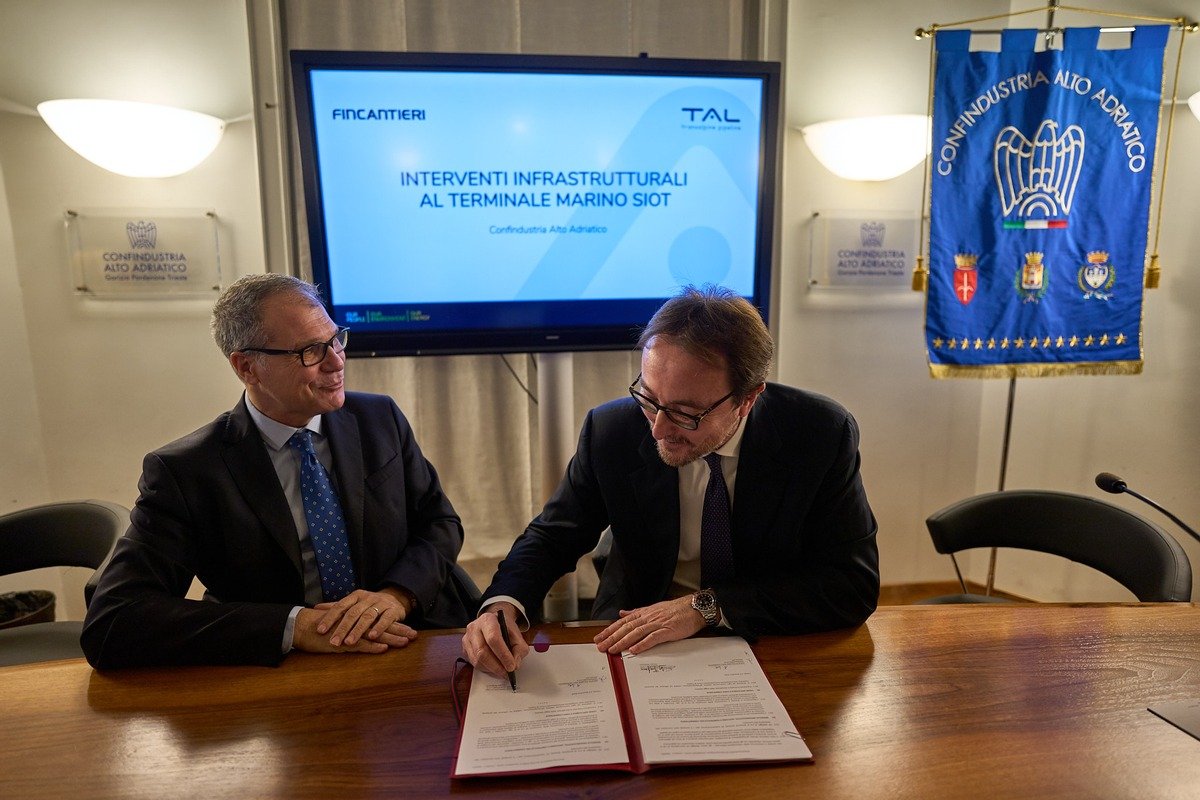 La firma dell'Amministratore Delegato di Fincantieri Infrastructure Opere Marittime S.p.A., Giorgio Bellipanni