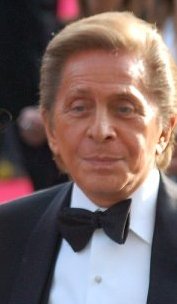 Addio allo stilista Valentino, aveva 93 anni