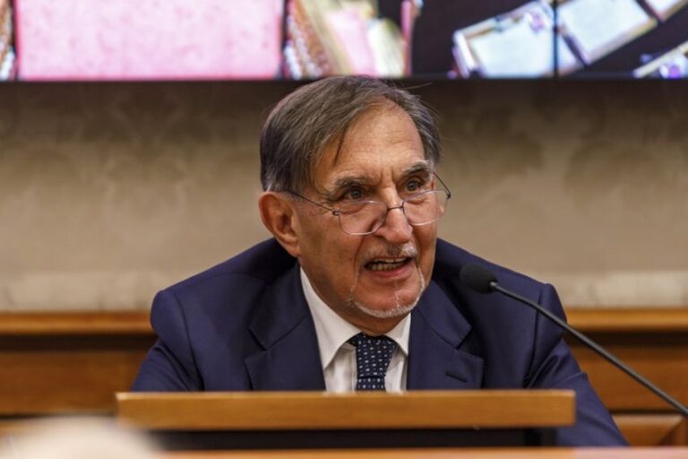 La Russa “Italia dalla parte di Kiev e della pace giusta”