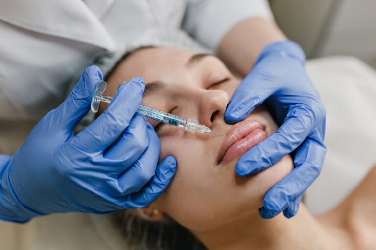 Filler e botulino: boom di trattamenti in Italia, ma attenzione