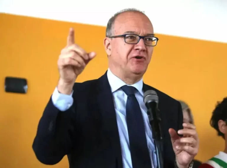 Maturità, Valditara “Ogni traccia costruita per valorizzare conoscenze solide”