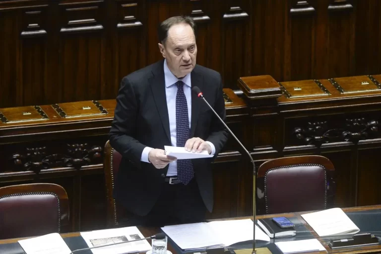 Legge elettorale, Ciriani “Priorità è approvarla, andiamo avanti”